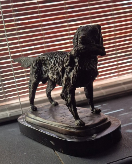 Image 1 of Statue en bronze de chien irlandais avec faisan