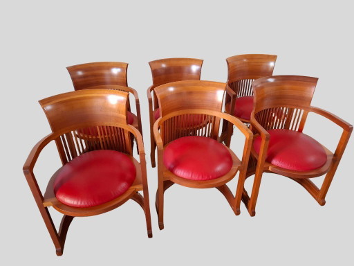Set da pranzo Cassina di Frank Lloyd Wright Husser – Tavolo + 6 sedie a botte