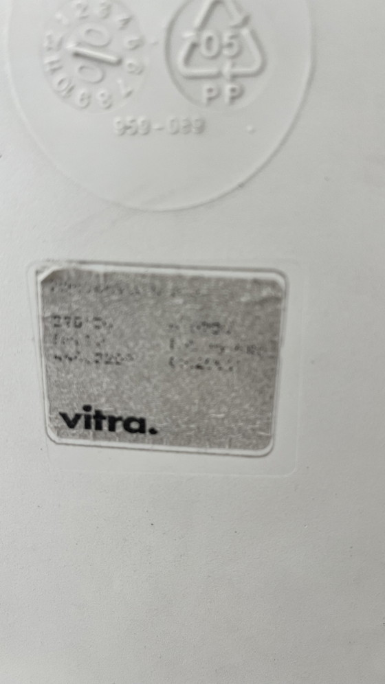 4x VITRA Eames DSR Stuhl mit Chromfuß – Esszimmerstühle, Metal, Plastic (photo 5 of 6)