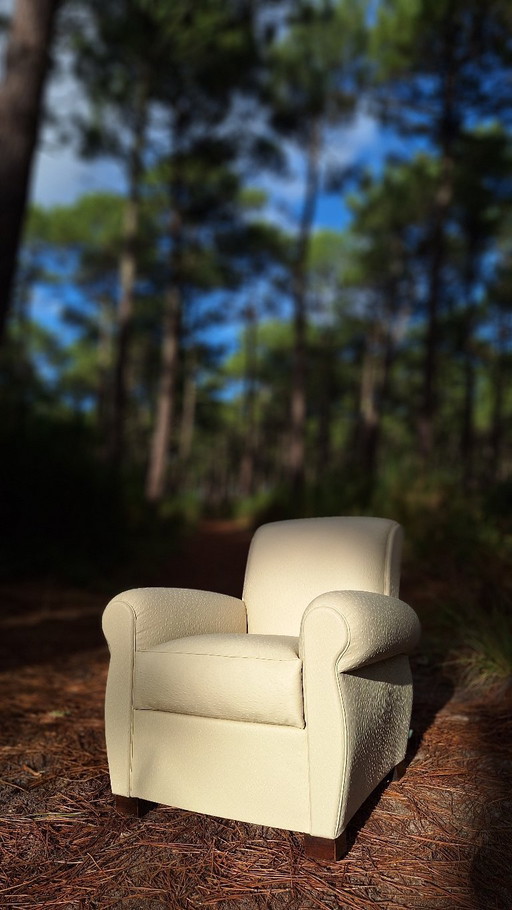 club chair in vegetable-tanned leather
