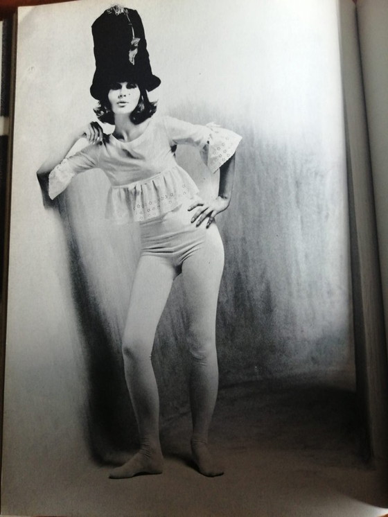 Image 1 of Five Girls Photographed by Sam Haskins. Ed. Corgi 1969