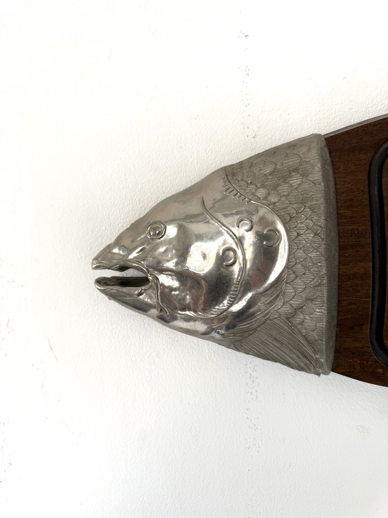 Image 1 of Planche à découper vintage en teck et argent, motif saumon et truite, années 60