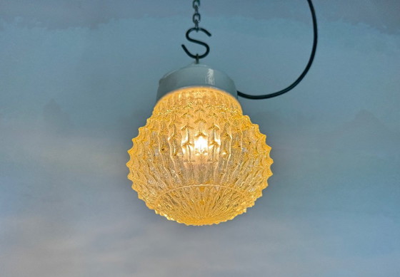 Image 1 of Vintage witte porseleinen hanglamp, jaren 70