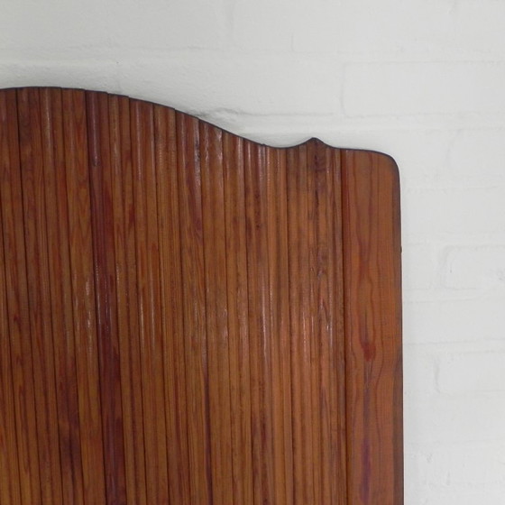 Image 1 of Separador de ambientes S.N.S.A. con listones de pino estilo Baumann, década de 1950.