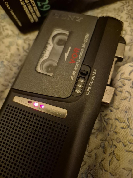 Mini registratore a cassette – Sony, Decorazione, Metal, Plastic (photo 6 of 7)