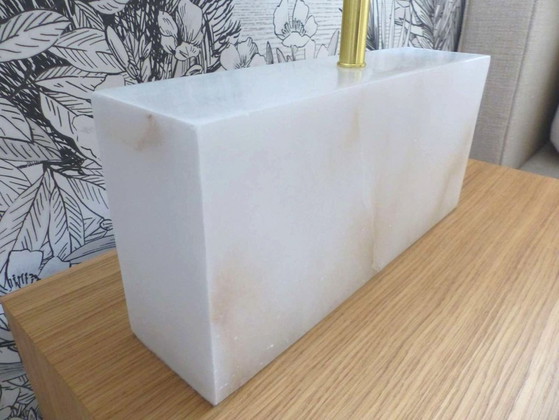 Image 1 of Paar rechteckige Designer-Tischleuchten von CB2 in Naturweiß, Alabaster und Leinen