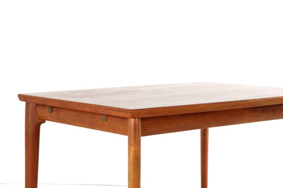 Vintage Danish rectangular extendable teak dining table – Wood (photo 6 of 18)