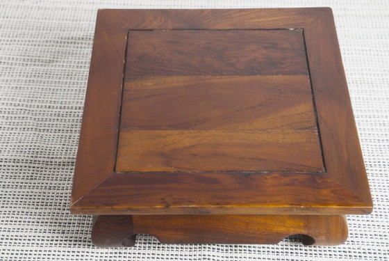 Image 1 of Indonesische hardhouten lage tafel in opiumstijl, Aziatische altaartafel, vintage houten plantenstandaard, Japandi bijzettafel