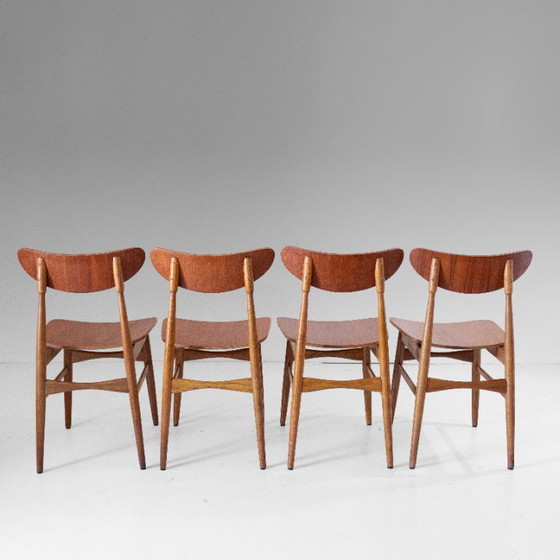 1x Scandinavische houten eetkamerstoelen in de stijl van Hans Wegner, set van vier – Wood, Mid Century Modern (photo 4 of 13)