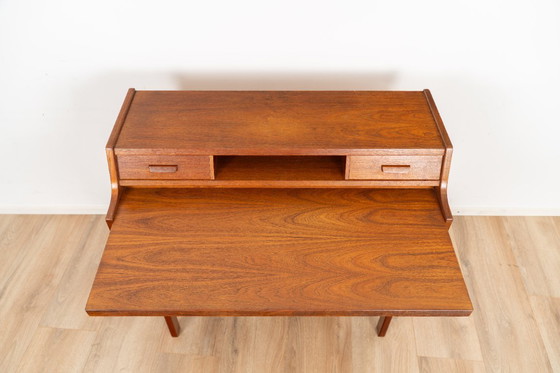 Image 1 of Escritorio de Arne Wahl Iversen