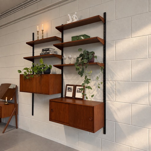 Vintage Wandschrank •Kai Kristiansen•