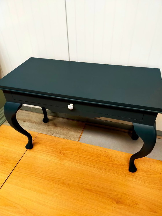 Image 1 of Tafeltje met lade (Queen Ann Stijl)