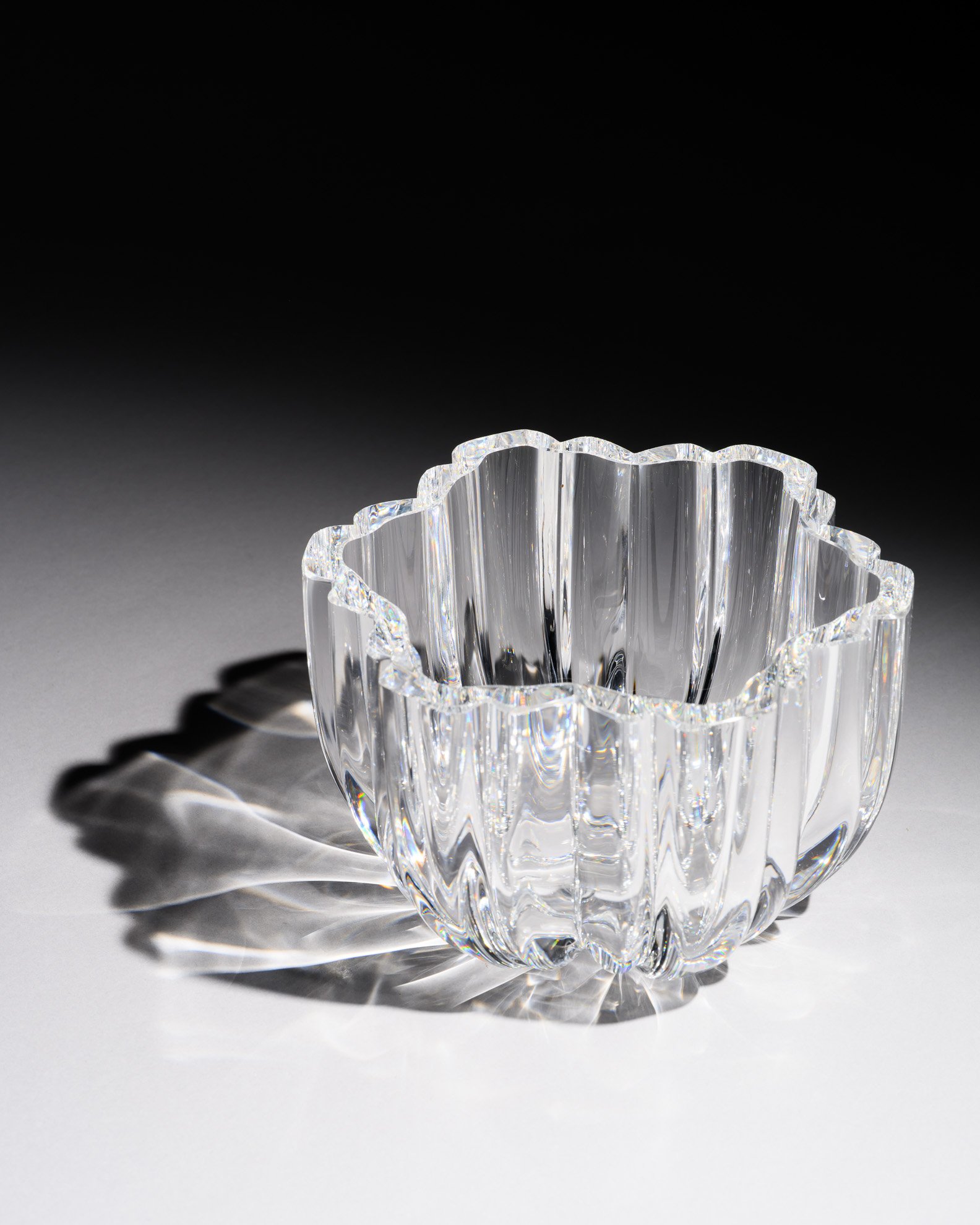 Kosta Boda Anna Ehrner “Olivia” Crystal Bowl Model 58028 Sweden
