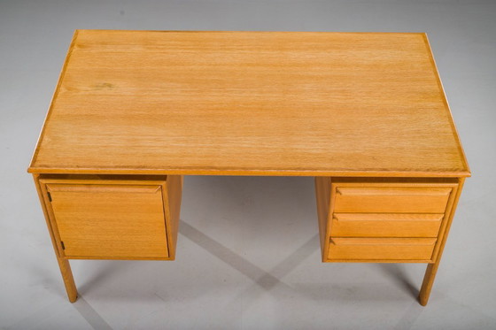 Image 1 of Freistehender Eichenschreibtisch von GV Møbler, Mid Century, 1970er Jahre