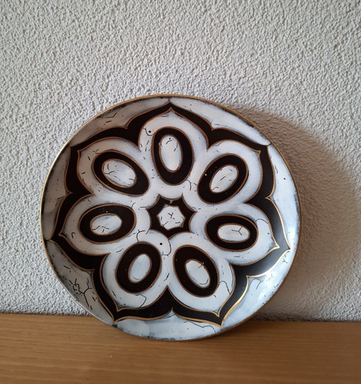 Prachtige handgemaakte Cameo K.P.Z. 2850 aardewerken bord.