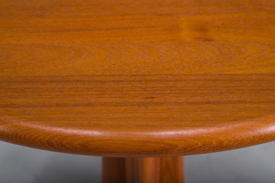 Image 1 of Table d'appoint ronde vintage scandinave danoise en teck, par Axelsen, 2003
