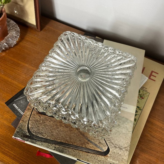 Vintage 1970-1980 small square transparent glass wall/ceiling light, Metal (photo 2 of 9)