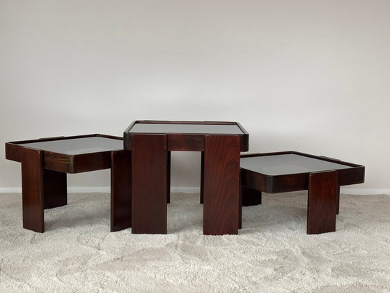 Image 1 of Vintage Italiaanse bijzettafels van Gianfranco Frattini voor Cassina, set van 3.