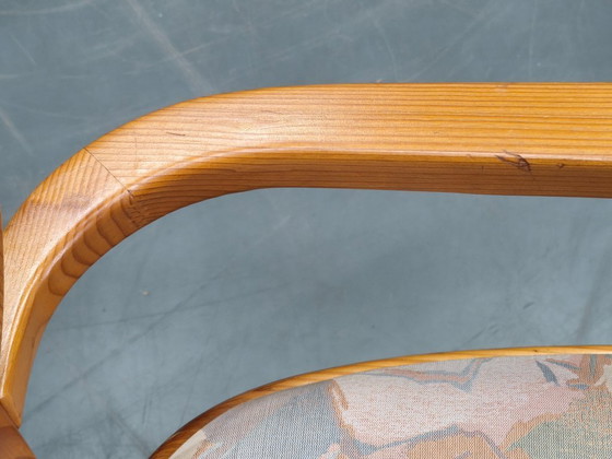 Image 1 of Ensemble de 8 fauteuils de salle à manger en pin de style postmoderne tchèque, années 1970