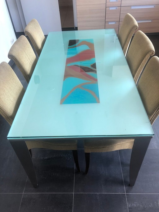 Tavolo da pranzo unico dal design vintage