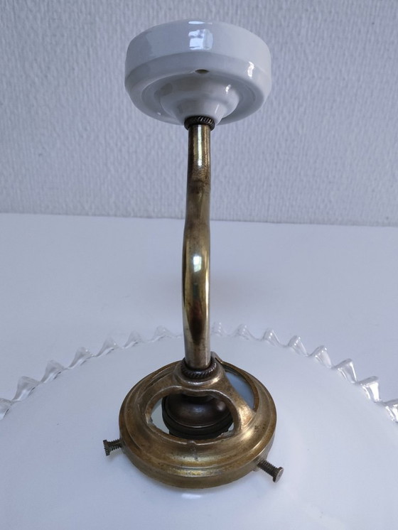 Image 1 of Opalen wandlamp, messing en porselein, begin 20e eeuw