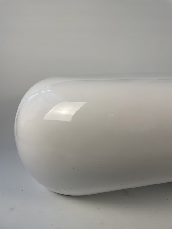 Image 1 of table d'appoint au design vintage