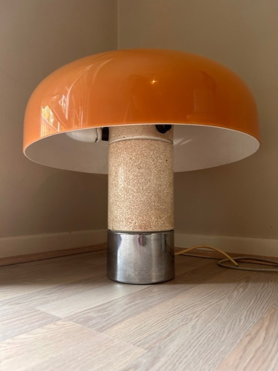 Image 1 of vintage space age tafellamp uit de jaren ’60 of ’70, in de stijl van Guzzini of Harvey Guzzini (Italië).