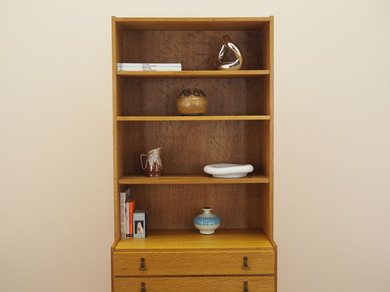 Librería danesa chapada en roble con estantes ajustables, década de 1960. – Wood (photo 5 of 15)