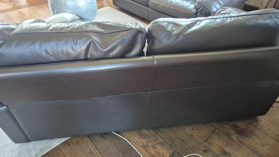 Image 1 of Poltrona Frau model Petronio (2 Sofas)