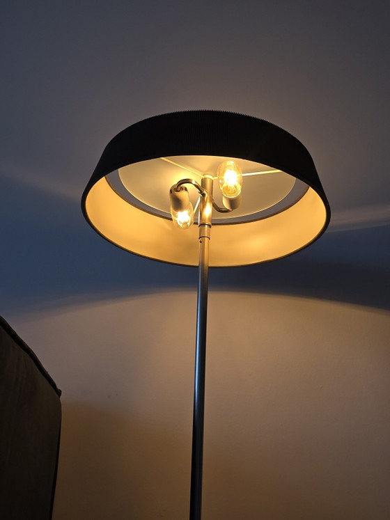 Image 1 of Lampe (150 cm entièrement déployée) avec base en acier inoxydable et verre