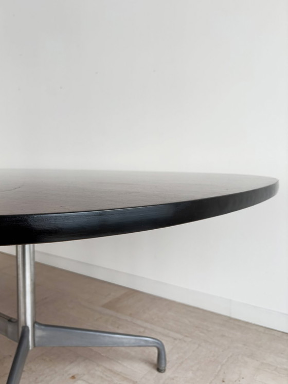 Tavolo grande in legno e alluminio di Charles & Ray Eames per Herman Miller, anni '60 – Lampade da tavolo (photo 9 of 23)