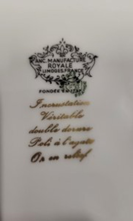 Image 1 of Ancienne Manufacture Royale de Limoges Porcelain and Gold Tableware France 1980 Set of 75