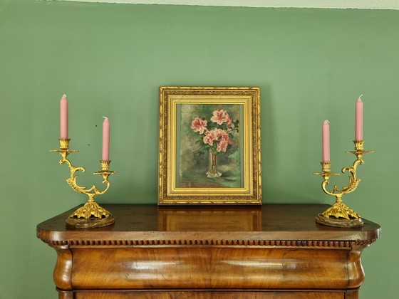 Image 1 of Französische Rokoko-Kerzenleuchter zum Aufhängen, zweiarmig auf Marmorsockel, barock vergoldet, 17 x 27 cm