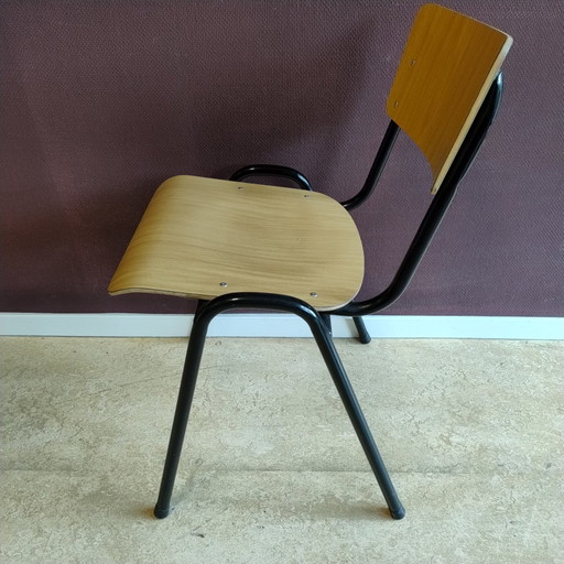 Sedie da pranzo Bel Air in stile retrò anni Cinquanta (4 rubini e 4 nere) – eetkamerstoelen, Plastic, Leather (photo 2 of 5)