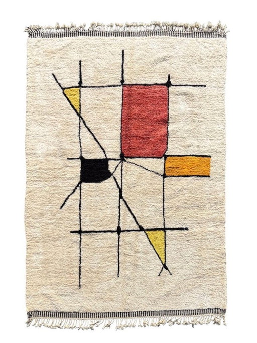 Geef uw ruimte een upgrade met een authentiek Marokkaans Beni Ourain handgeweven wollen vloerkleed van 3x2 meter.