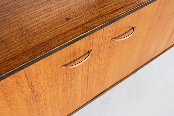 Image 1 of Librería antigua de nogal, pieza rara