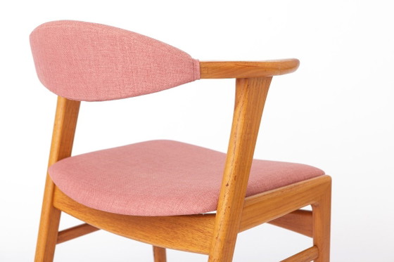 Sedia da pranzo vintage modello 49 Erik Kirkegaard | Høng Stolefabrik | Tappezzeria in teak e rosa | Danese (photo 8 of 11)