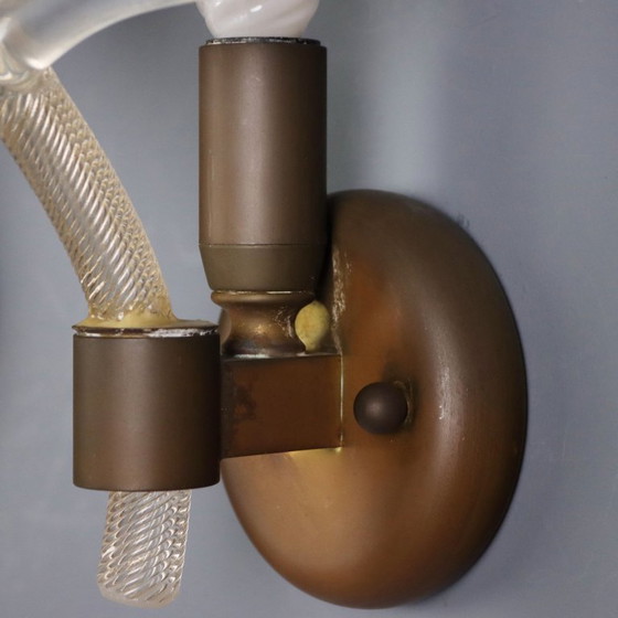 Image 1 of Twee wandlampen van Murano-glas uit de jaren 50.