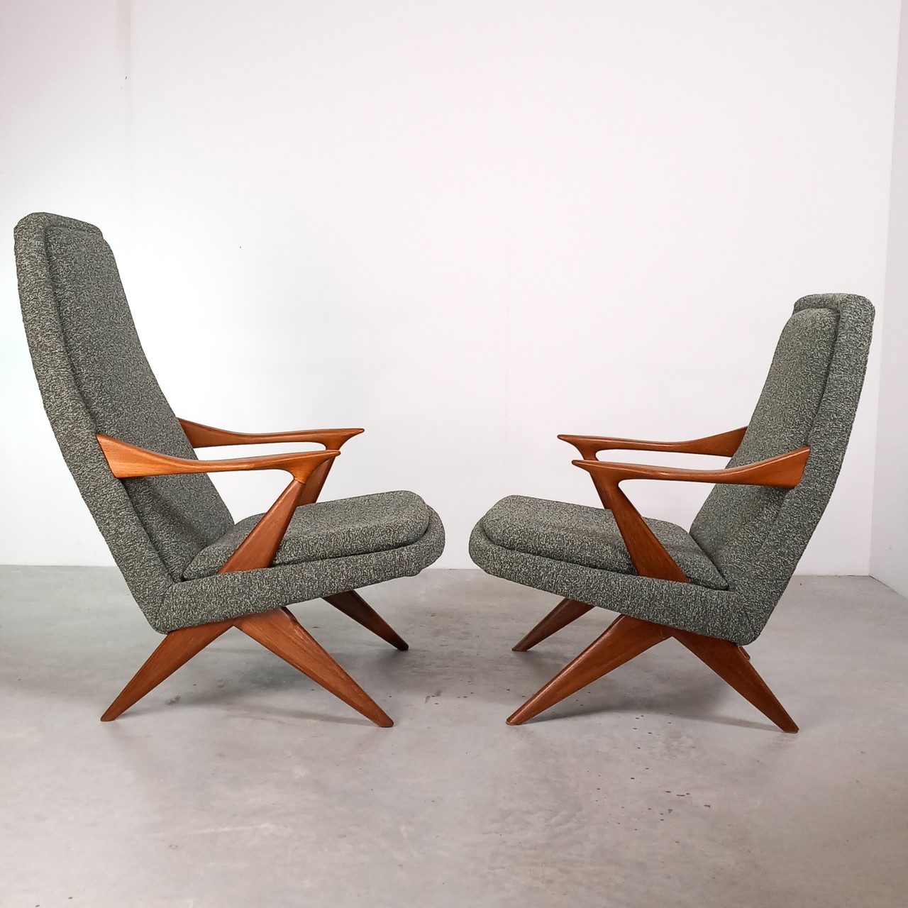 Set di poltrone di design di metà secolo | vintage restaurate