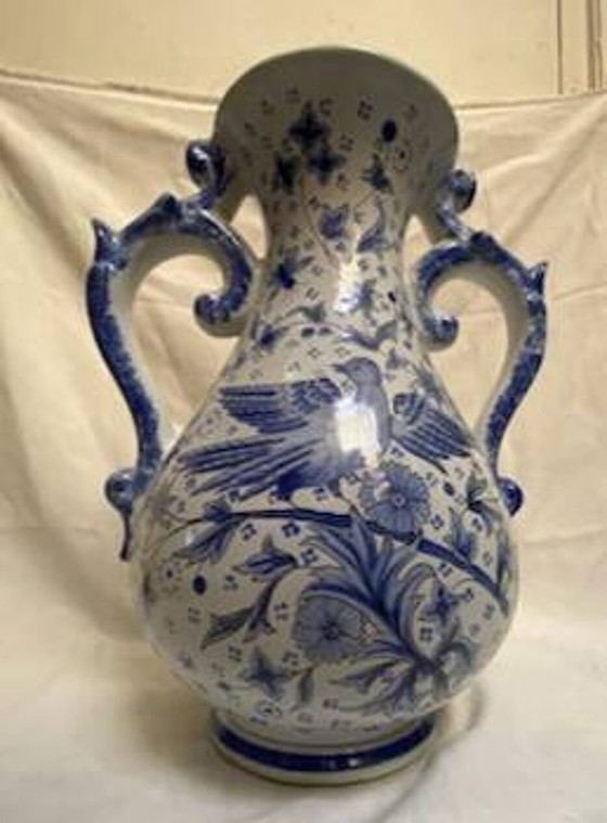 Image 1 of Henriot vase Quimper Bretagne
