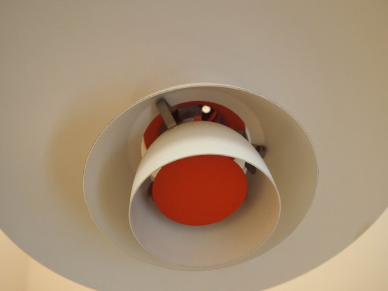 Image 1 of Lampada a sospensione design danese anni '60 designer Poul Henningsen produttore Louis Poulsen