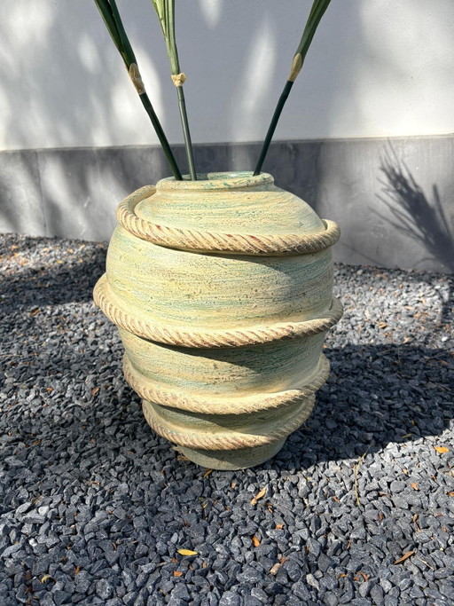 Terrakotta Pflanzkübel Helle Farben