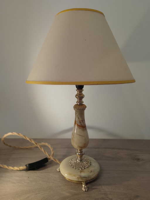Authentic antique charm lamp in bronze with claw feet and genuine onyx, fully electrified with braided cable