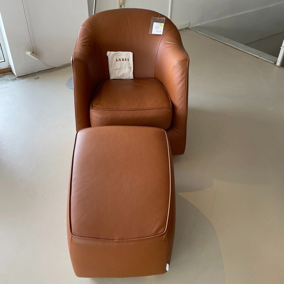 Image 1 of LABEL Vandenberg Sedeo Sessel mit Hocker