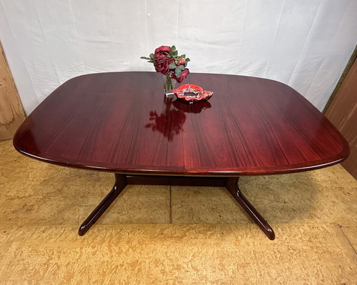 Mid-Century Retro Vintage Rosewood Extending Dining Table by AM Møbler, Denmark – 1960  A stunning example of Scandinavian desig