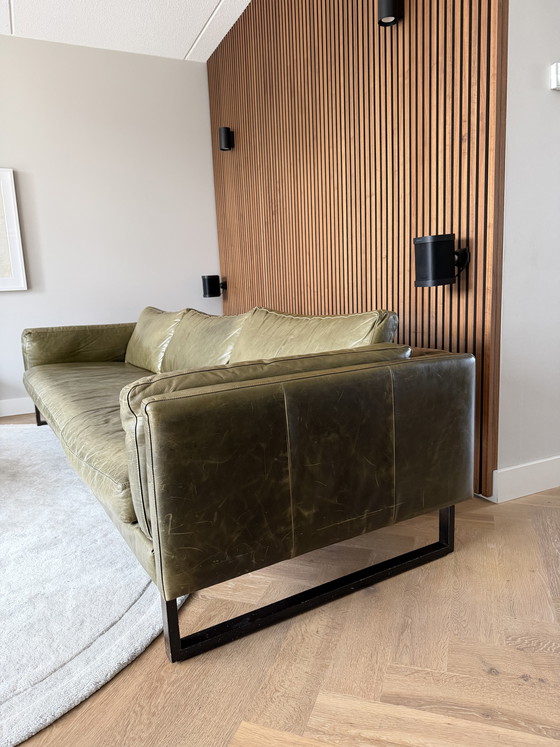 Image 1 of Canapé d'appoint 4,5 places Massai en cuir olive Loods 5