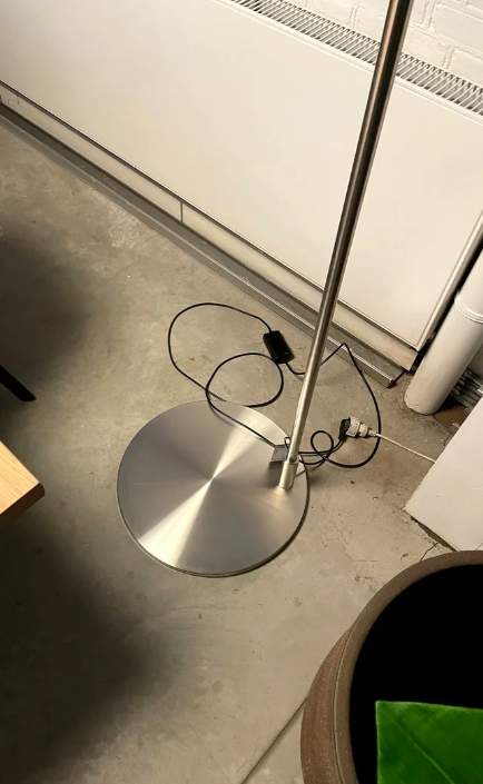 Image 1 of Design Swinglamp