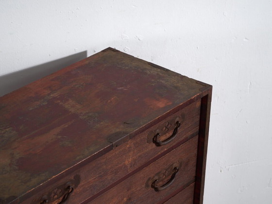 Antico cassettone giapponese da mercante (Choba-dansu) in legno Keyaki – Periodo Meiji-Taisho (c.1880–1920) (photo 10 of 40)