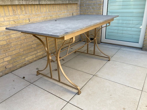 Mesa de jardín de hierro fundido con tablero de piedra dura 160x80 cm
