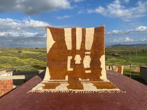 Vintage Beni Ouarain rug 330x230 cm – Hand-knotted Moroccan Berber carpet – Wool in brown and cream with minimalist